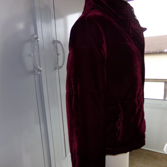 Burgundy Jacket - Picture 3 of 11